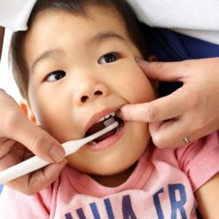 Kem Đánh Răng Pigeon Cho Bé Hương Nho 50g Kem Đánh Răng Pigeon Cho Bé Hương Nho 50g