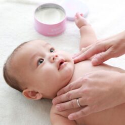 Phấn Rôm Pigeon Baby Powder Mùi Đào Nhật Bản (Sao chép)