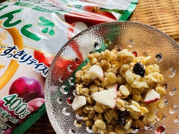 Ngũ Cốc Calbee Nhật Bản Vị Táo Ngũ cốc Calbee vị táo 400g – Shopnhatban247.com - Hàng Nhật nội địa