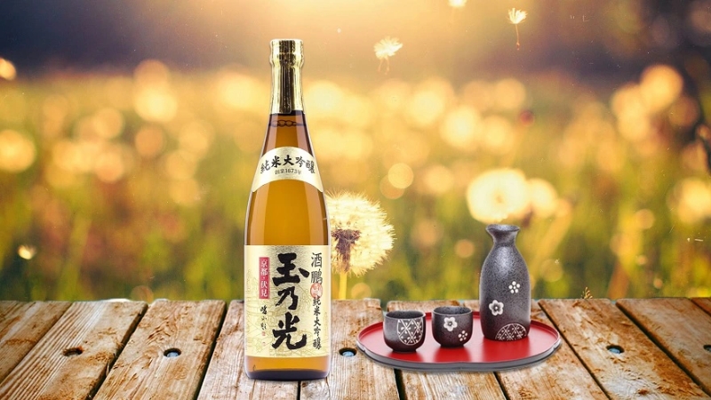 Rượu Sake Nhật Bản Có Nồng Độ Cồn Bao Nhiêu? Độ cồn của rượu Sake Tamanohikari Junmai Daiginjo Shuho là 15%, phù hợp sử dụng cho nhiều người