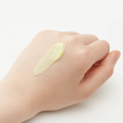 Kem Dưỡng Ẩm Yuskin Trị Nứt Nẻ Tay Và Vết Rạn Da 120g Kem Dưỡng Ẩm Yuskin Trị Nứt Nẻ Tay Và Vết Rạn Da 120g