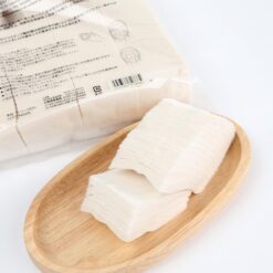 Bông Tẩy Trang Muji Cut Cotton Ecru 180 Miếng Bông Tẩy Trang Muji Cut Cotton Ecru 180 Miếng