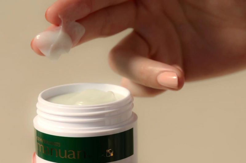 Kem Dưỡng Da Tay Cao Cấp Cathy Bealixarts Manuan Kem dưỡng da tay Cathy Bealixarts Manuan Nhật Bản